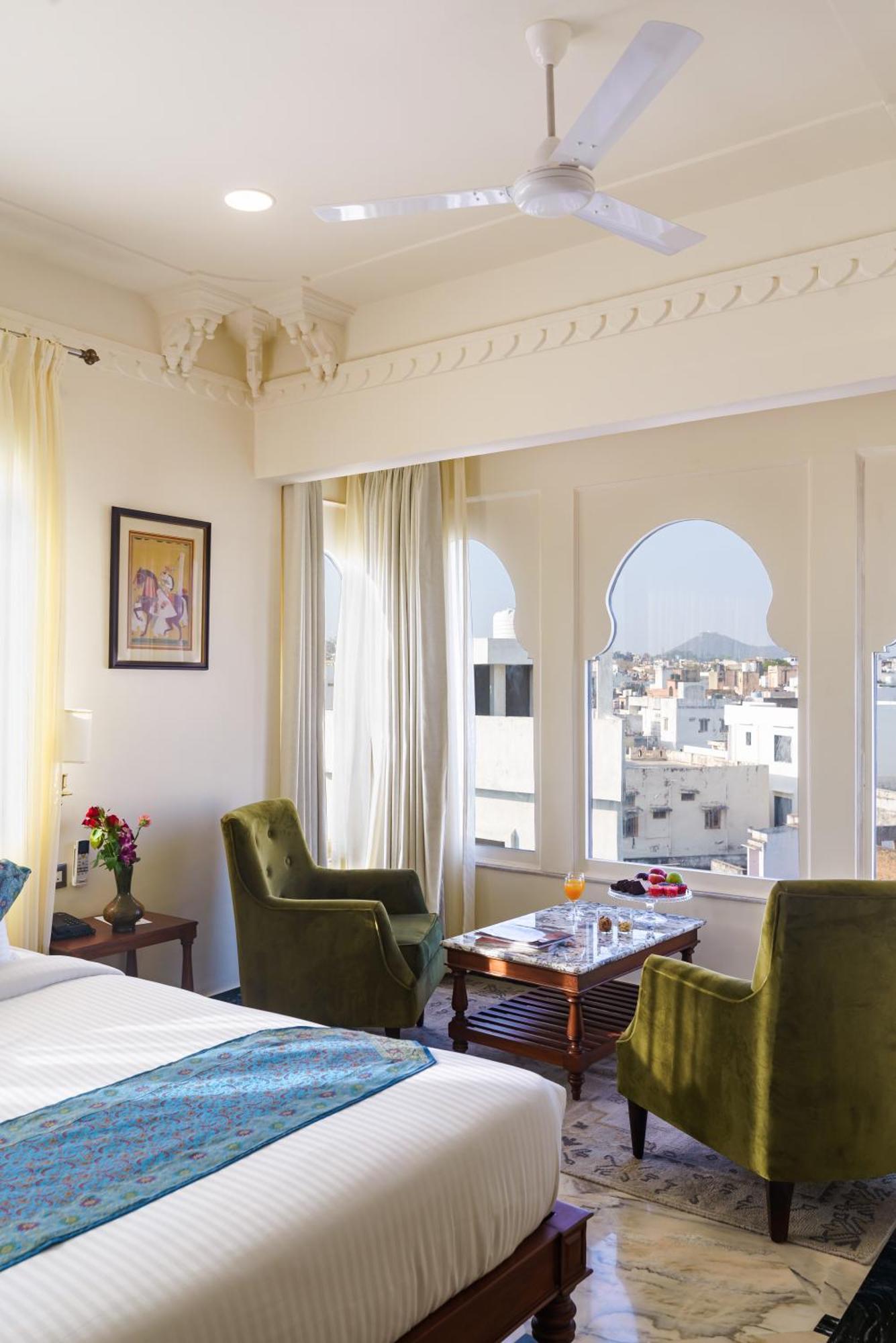 Chunda Haveli Hotel Udaipur Bagian luar foto