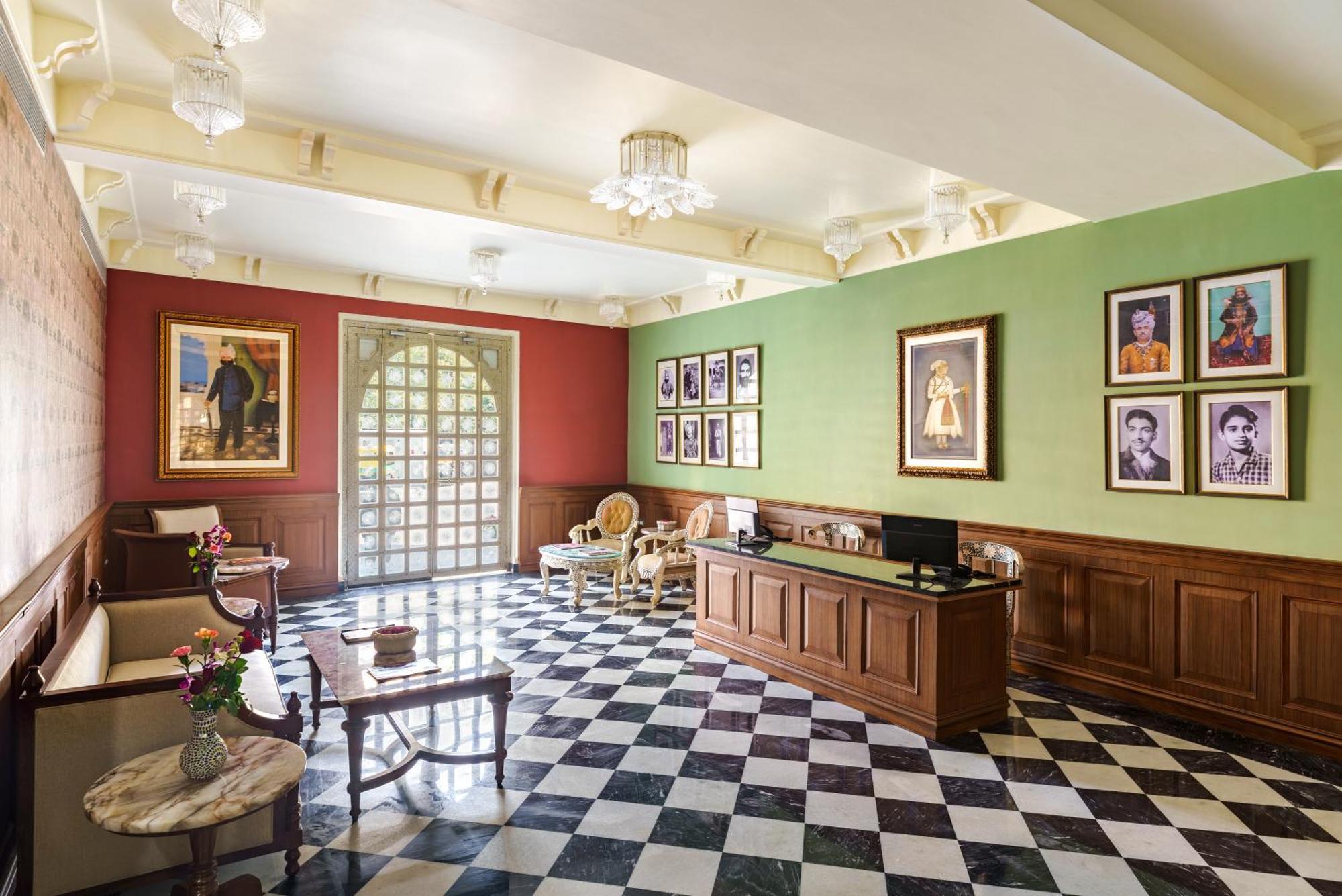 Chunda Haveli Hotel Udaipur Bagian luar foto